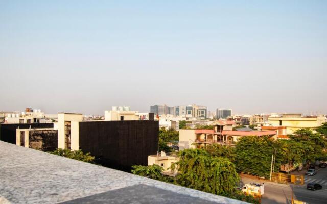 Treebo La Mirage Suite