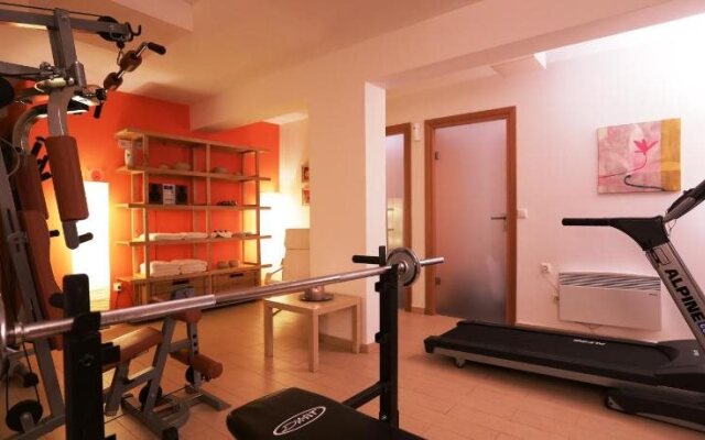 Gamila Rocks Mountain Hotel