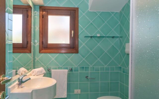 Corbezzolo 8 - Vista Village