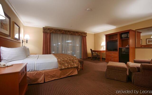 Best Western Wichita North Hotel & Suites