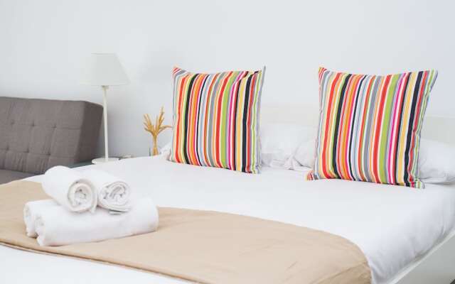 Cute Studio Dos Aceras