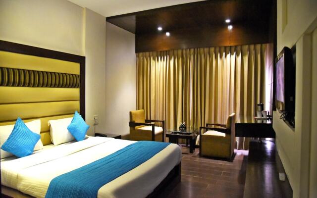 OYO 3537 Hotel Landmark