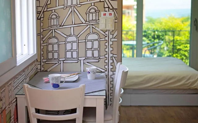 Yesu Hanul Bora Pension