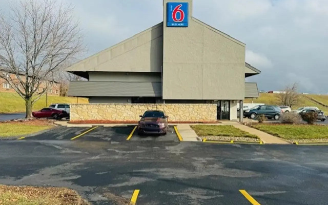 Motel 6 Cedar Rapids, IA
