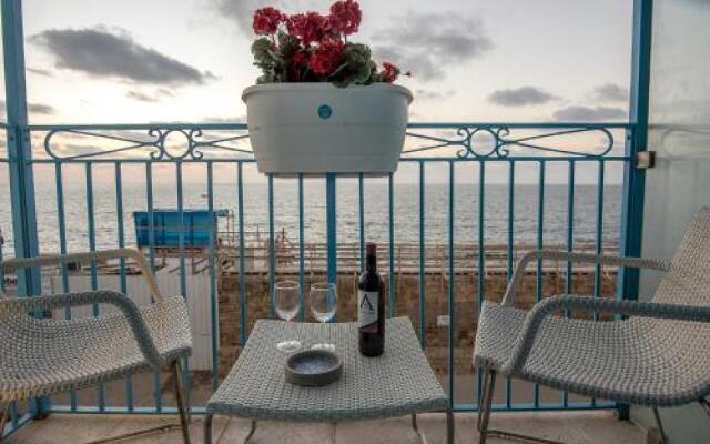 Zarqa Luxury Suites - Couples Only