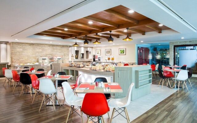 Tamarin Hotel Jakarta manage by Vib Hospitality Management
