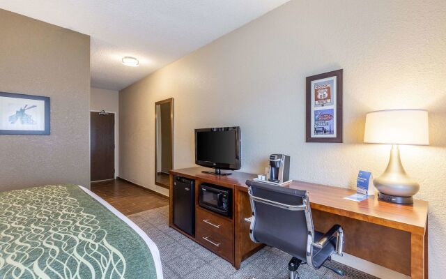 Comfort Inn South Tulsa - Woodland Hills