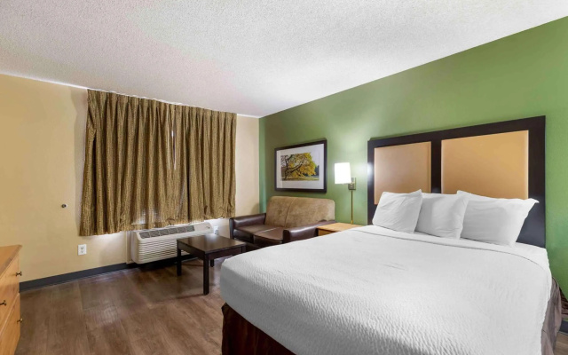 Extended Stay America Select Suites Denver Cherry Creek