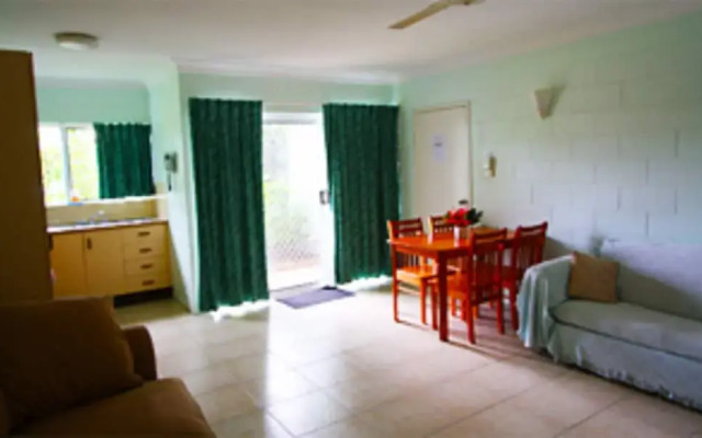 Coral Reef Apartments