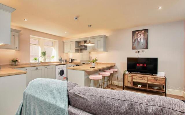 Stunning Central Gems of Harrogate - Sleeps 18!
