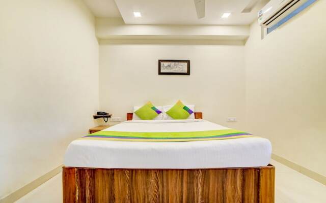 Hotel Spring Leaf