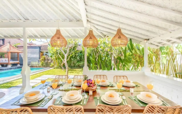 Villa London - Private 4 BDR Villa in Seminyak, Pool & Garden in prime Location – Meal – Kuta
