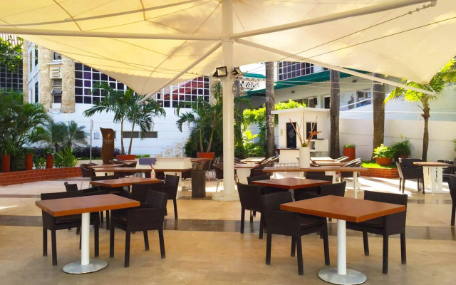 Las Americas Casa de Playa