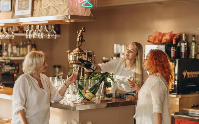 Hotel Polamar