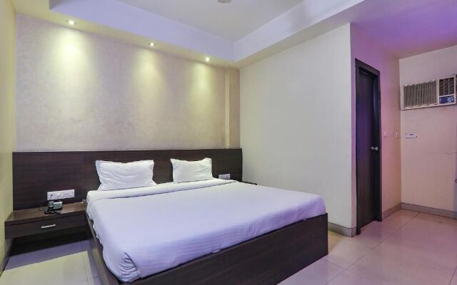 FabHotel Silver Grand By Shelter