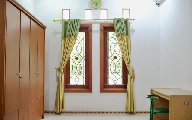 Kurnia Homestay by Symphony