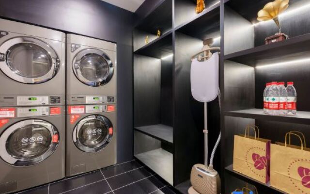 Ibis Hotel