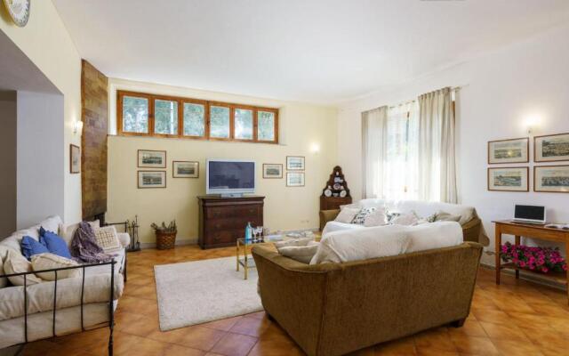 Casa al Bosco private pool in the wood