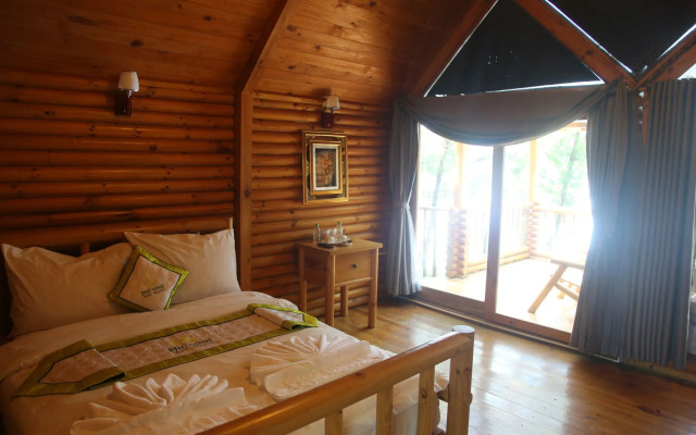 Phu Ninh Lake Resort