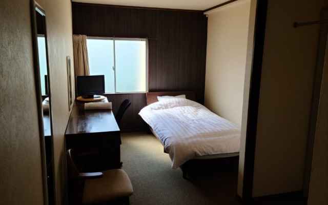 Business Hotel Nishiwaki