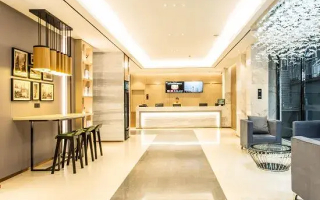 City Comfort Inn Hotel (Nanning Zoo Subway Station)