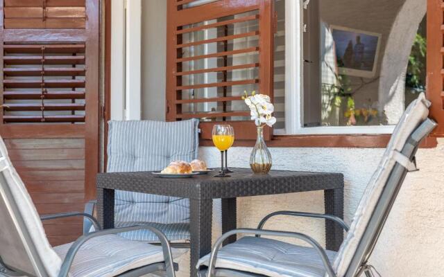 Apartments Villa Mirella