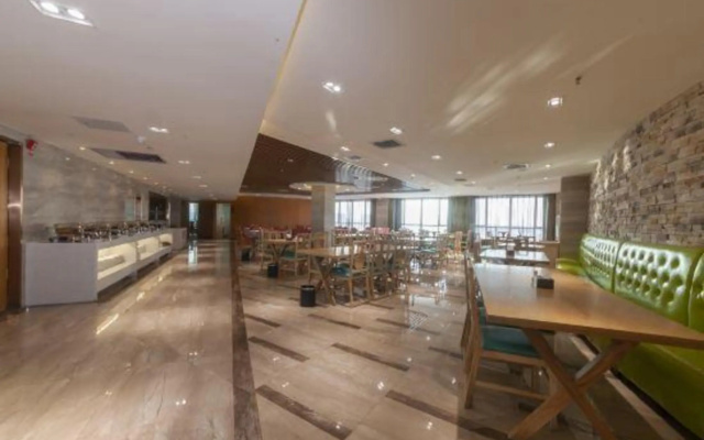Zhong Lang Tian Run Hotel – Business – Urumqi