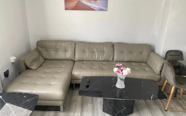3 Bedrooms Cozy House - Loughborough
