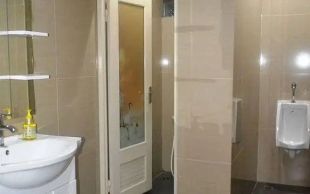 Z Suites Hotel