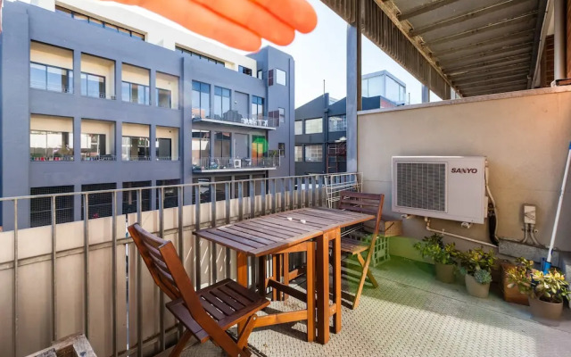 TENNYSON, Richmond Studio Apartment
