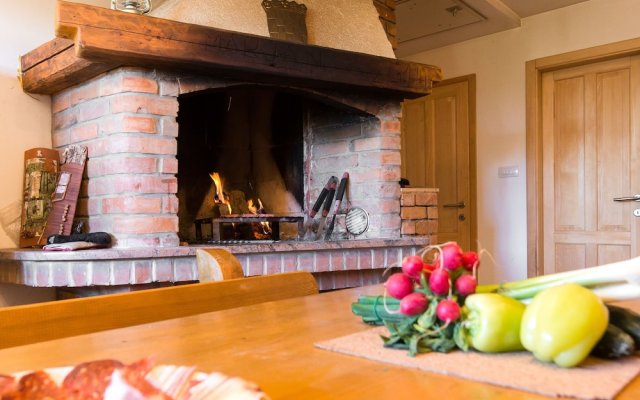 Lovely Holiday Home in Ravna Gora With Fireplace