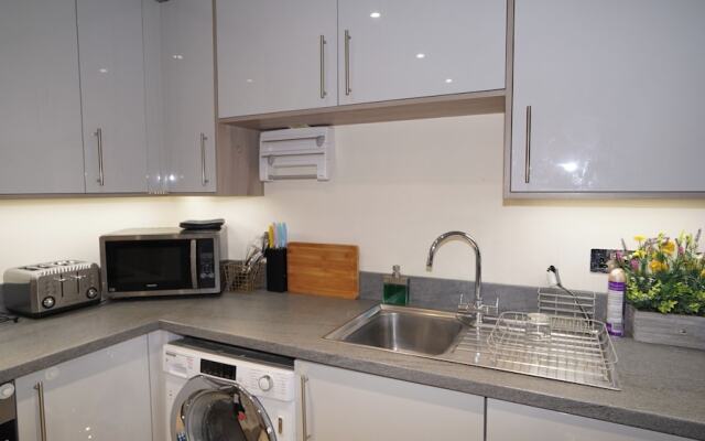 Eton Walk Windsor Rd 2Min To Eton 2Bed