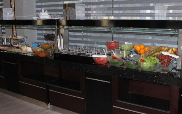 Agsaray Deluxe Hotel