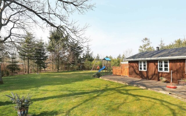 Plush Holiday Home in Storvorde With Roofed Terrace