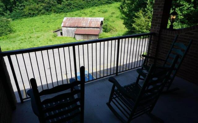 Townsend River Breeze Inn