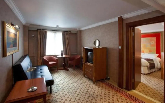 Daresbury Park Hotel