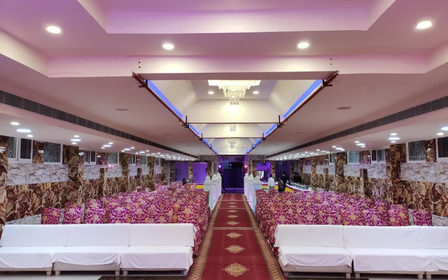 Hotel Maple Delite