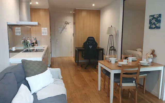 ReadySet Apartment at Midtown