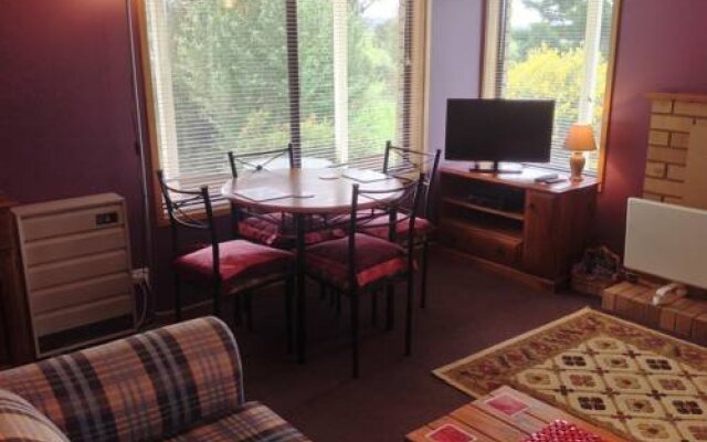 Channel Views Apartment