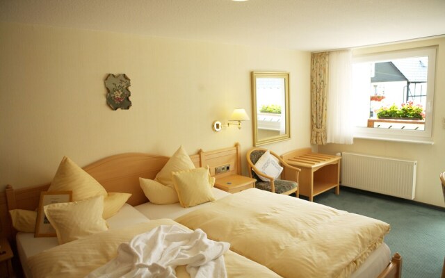 Hotel-Café Züschener Bauernstuben Garni