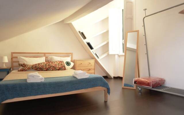 Cozy & Authentic Flat In The Center