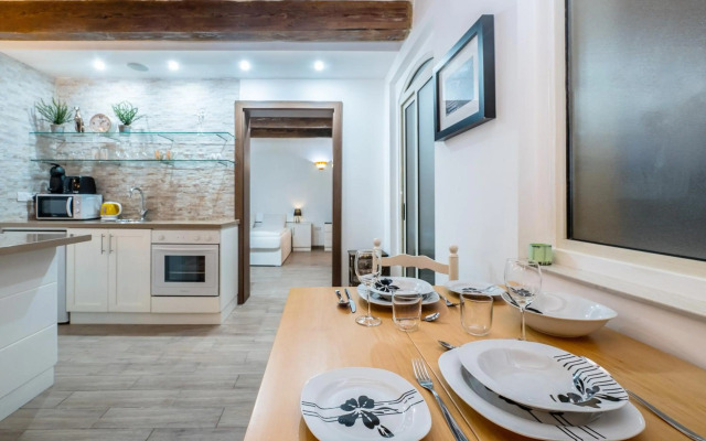 Valletta Main Street Apartment DELUXE