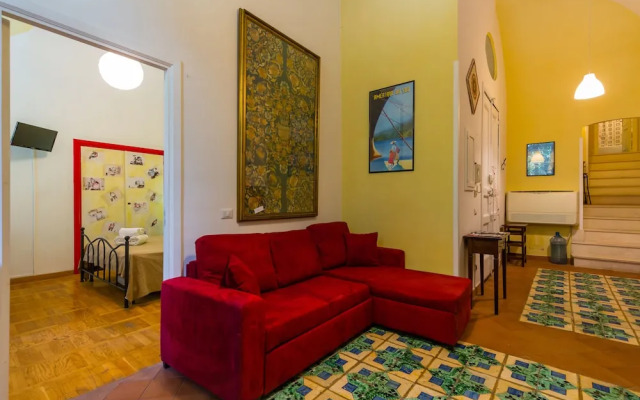 Nightlife Lovers Apartment