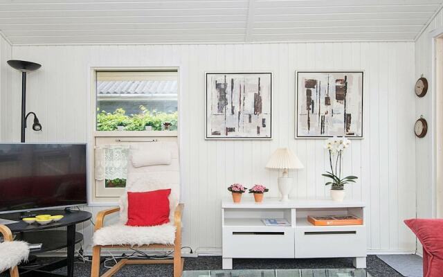 Pleasing Holiday Home in Esbjerg near Sea