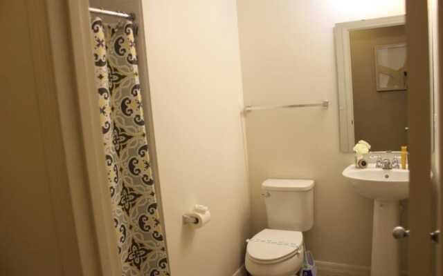 ACO FUN – 4 bd Townhome (1610)