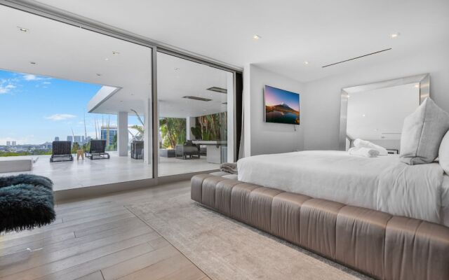 St Ives Modern