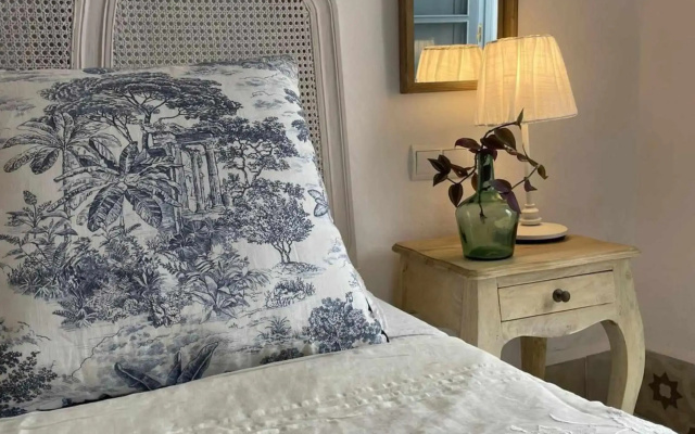 The Traveller`s house AntiQua centro de Vejer con wifi