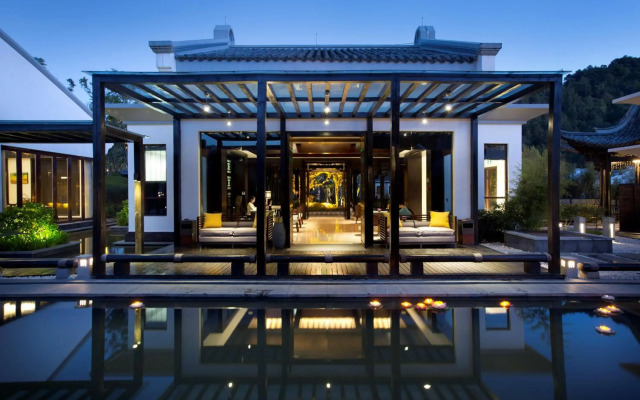 Banyan Tree Tengchong