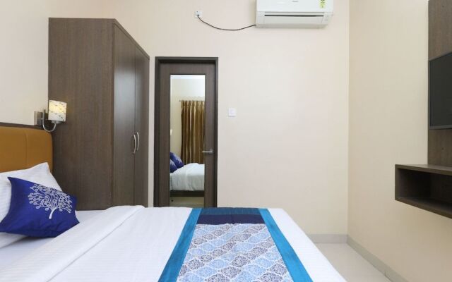Oyo 14934 Kalyani Grand