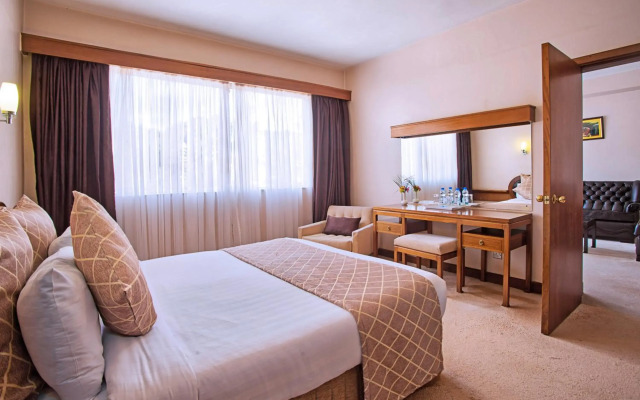 Sirikwa Hotel